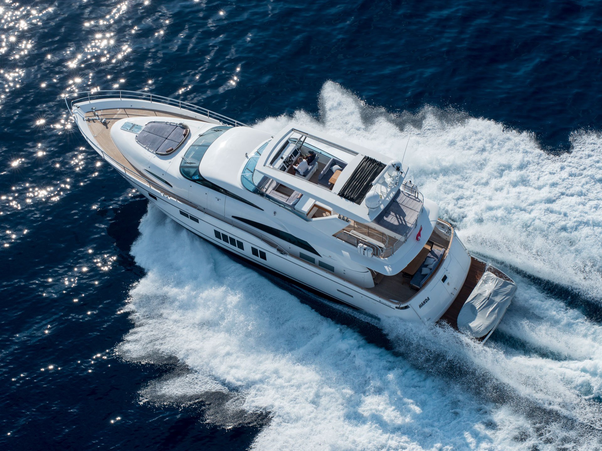 1.-Squadron_78_Exterior_14