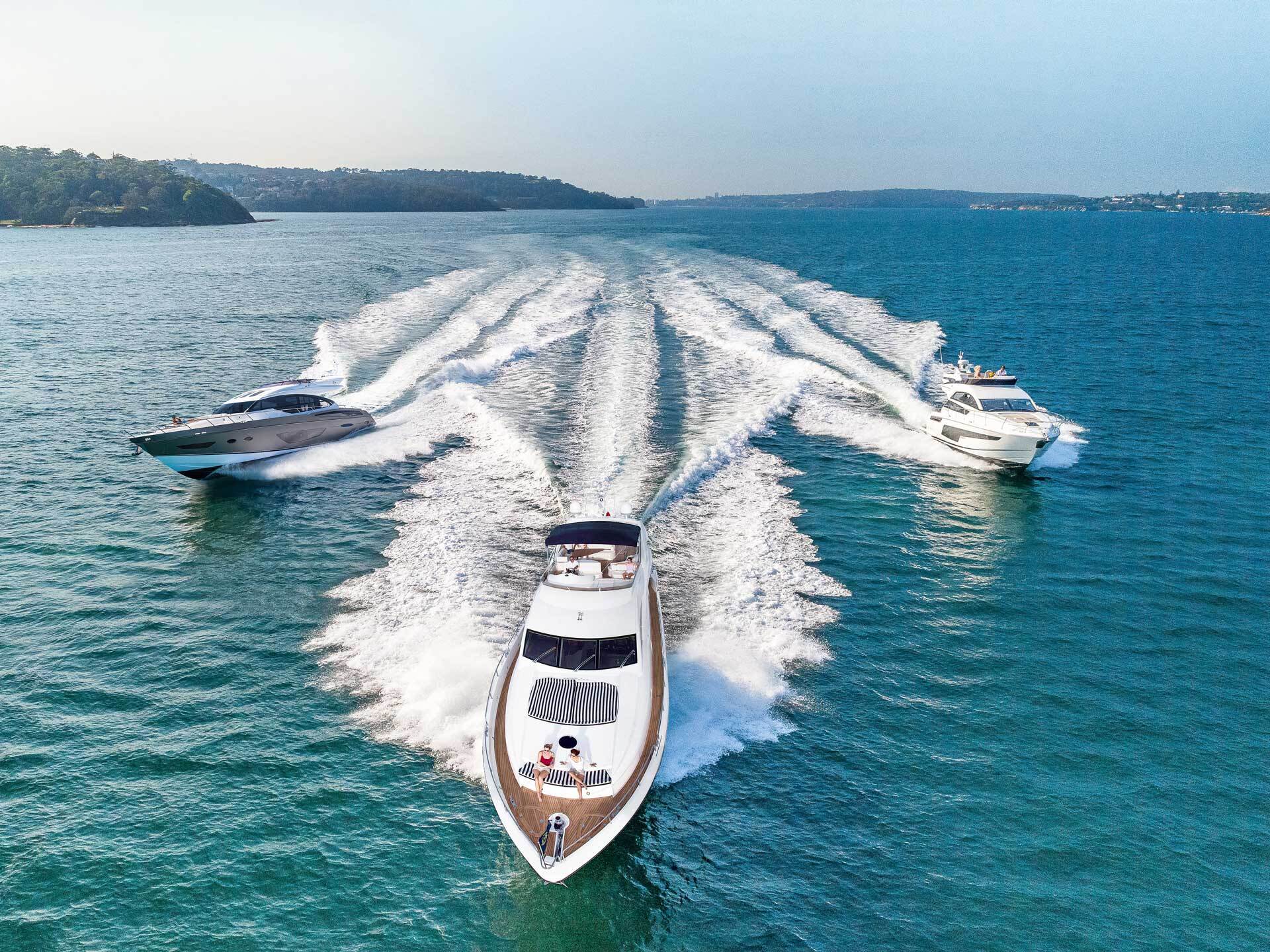 Running-Shot_1920x1440