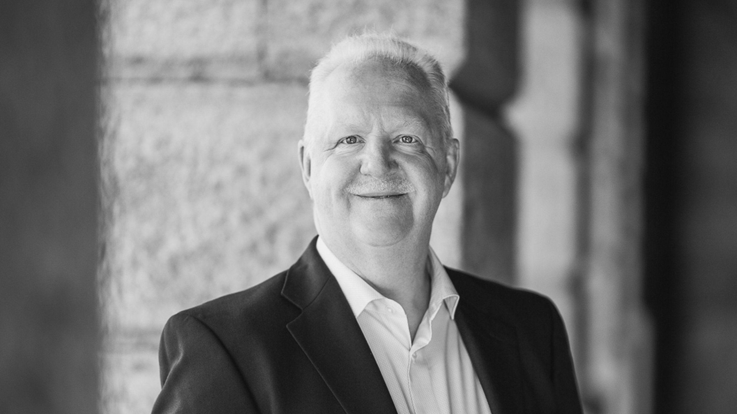 Headshots-Feb2021--Small-file-size-49_2560x1440