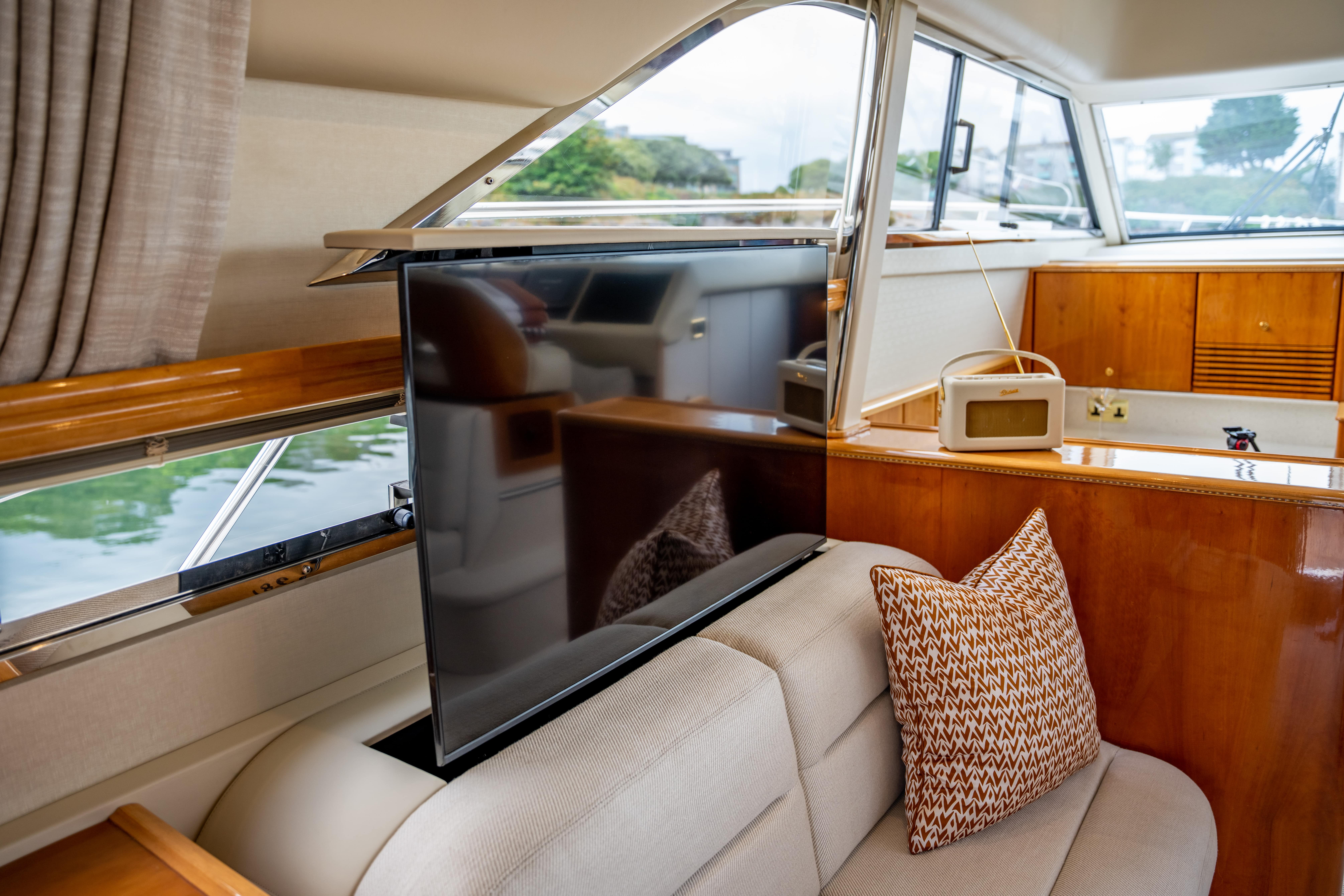 Princess 460 showing the sofa tv after refit
